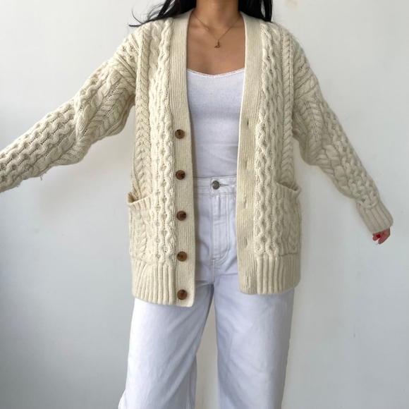 SOLD -🍦 Handmade Fisherman Style Cable Knit Button up V Neck Cardigan, XS-XXL - Picture 6 of 16
